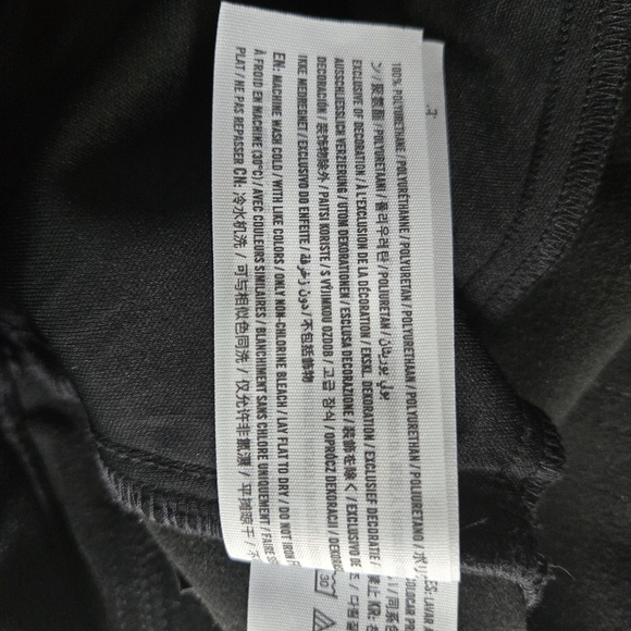 Abercrombie & Fitch Vegan Leather Black Straight Ultra High Rise Pants Size 0 - Picture 5 of 6